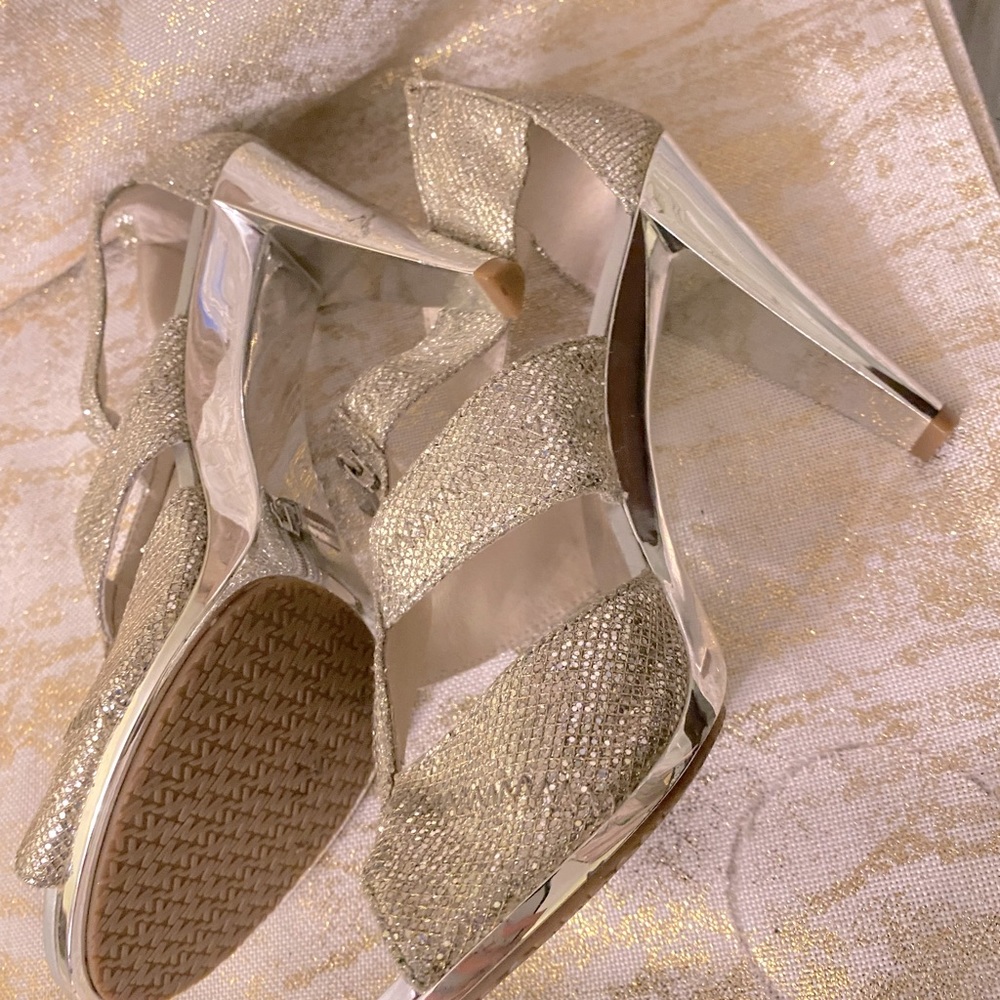 Michael kors size 9 Womens heels